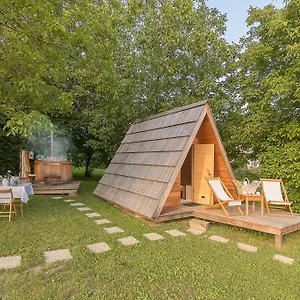  Tente de luxe Glamping Bizjak