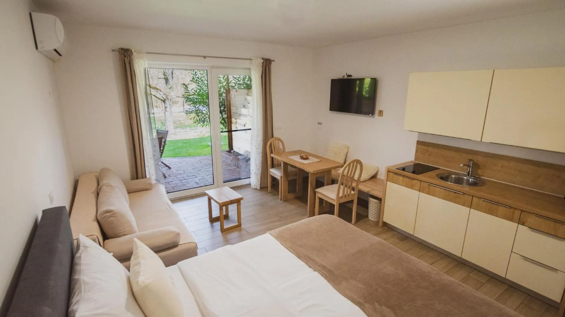 Pr'Fik Apartments Kranj